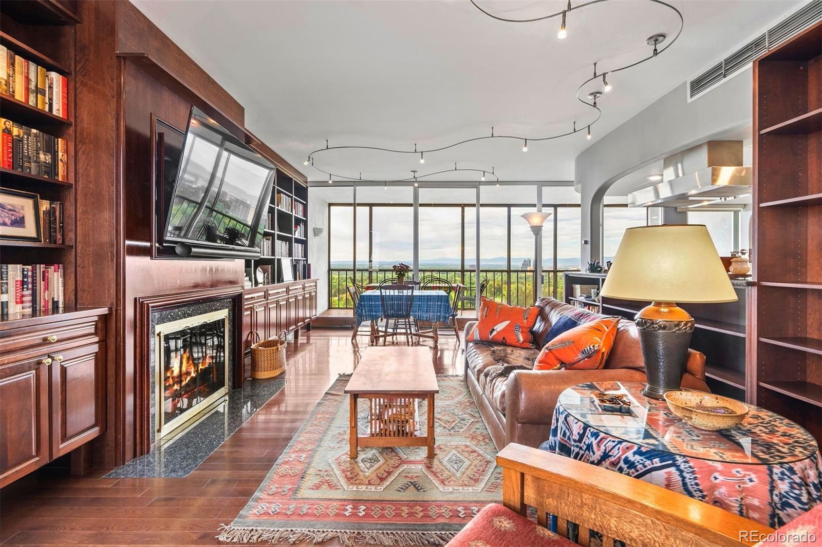 MLS Image #4 for 1201 n williams street 18a,denver, Colorado