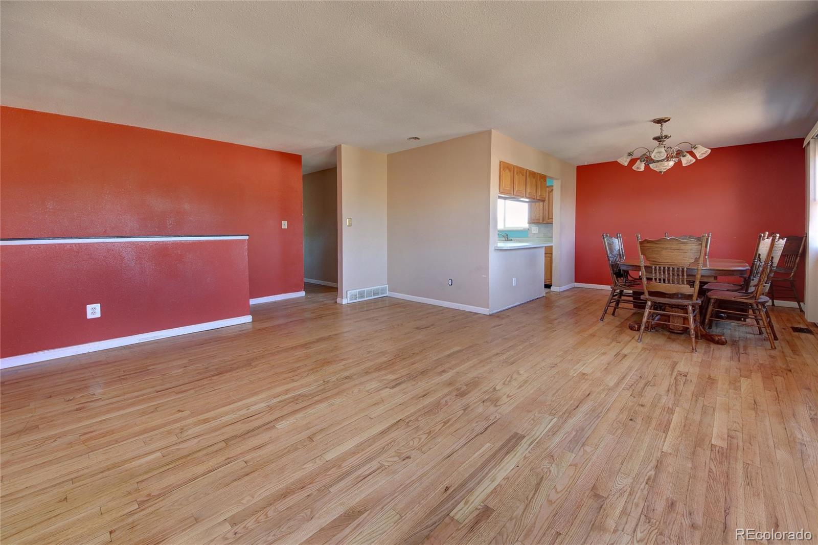 MLS Image #4 for 6885  defoe avenue,colorado springs, Colorado