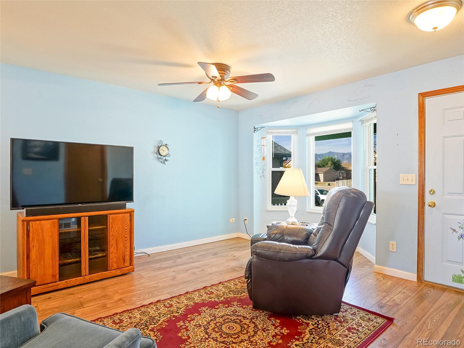 MLS Image #4 for 5623  hawkesbury drive,colorado springs, Colorado