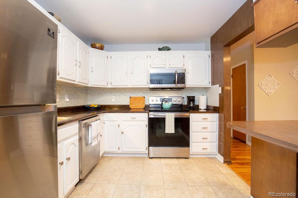 MLS Image #10 for 8420  corona street,denver, Colorado