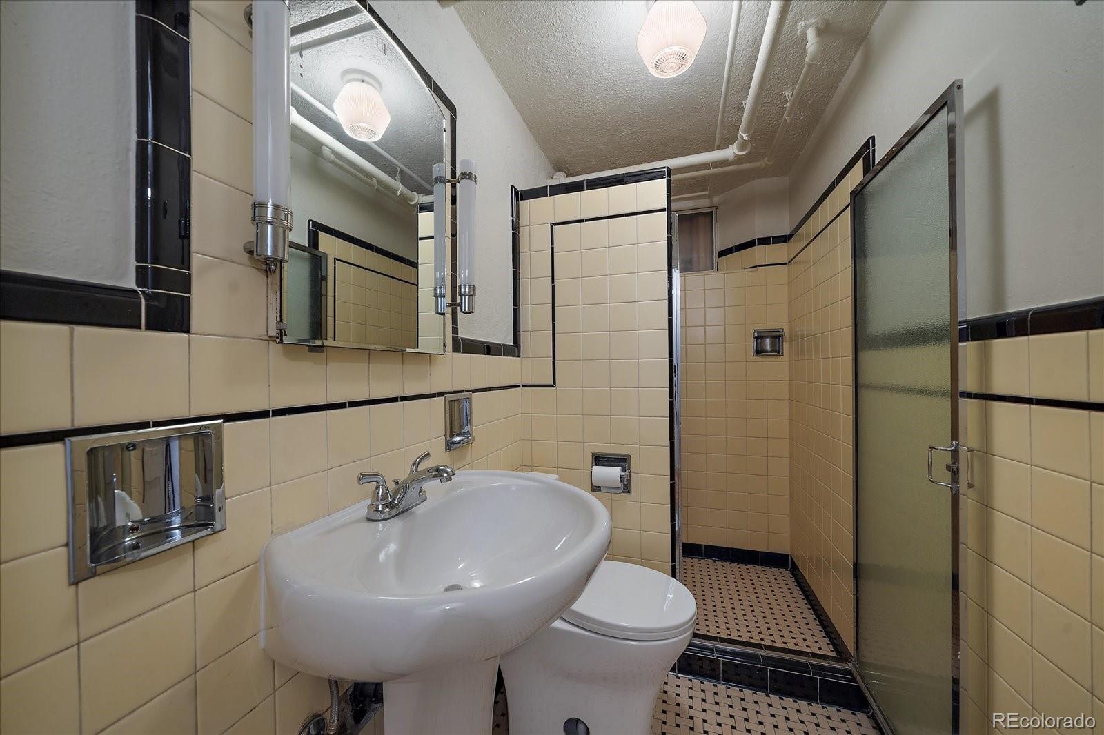 MLS Image #32 for 938 s elizabeth street,denver, Colorado