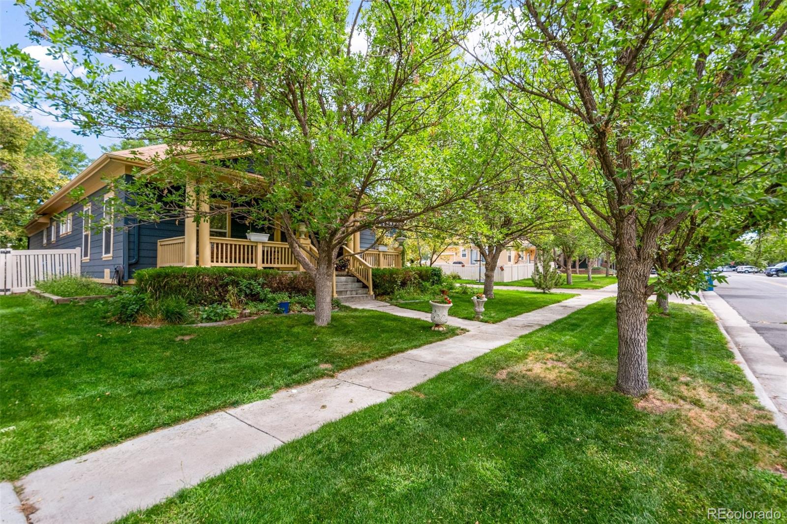 MLS Image #3 for 9279  longs peak drive,commerce city, Colorado