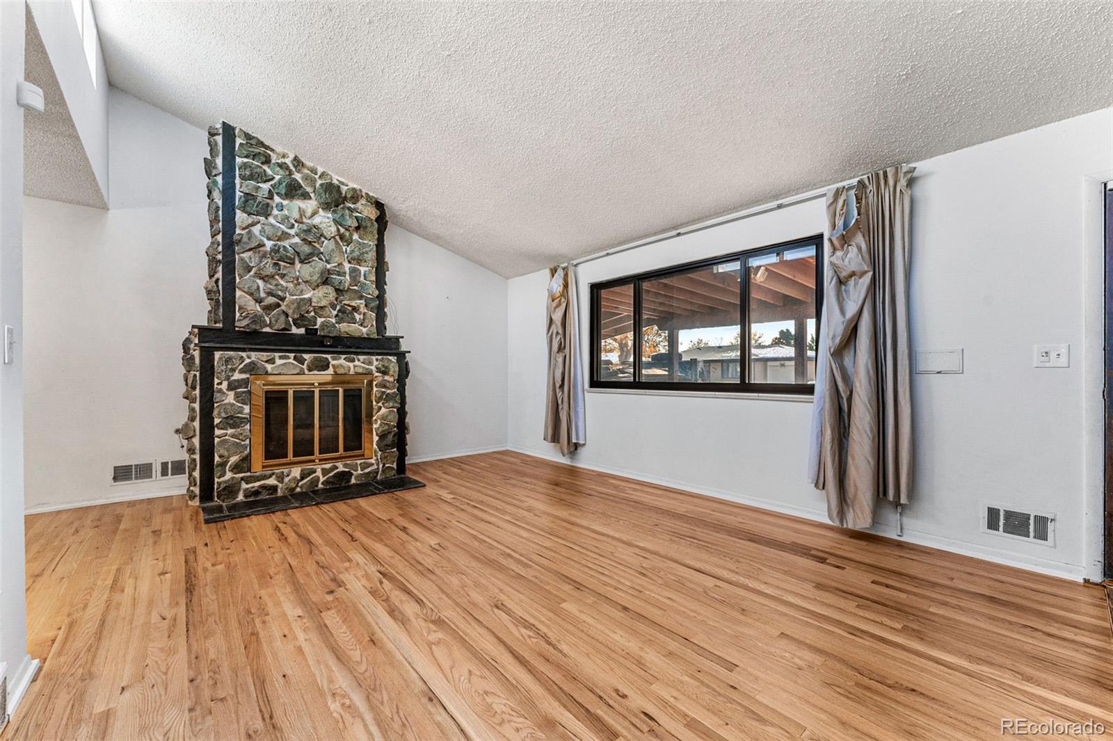 MLS Image #3 for 3142  uvalda street,aurora, Colorado
