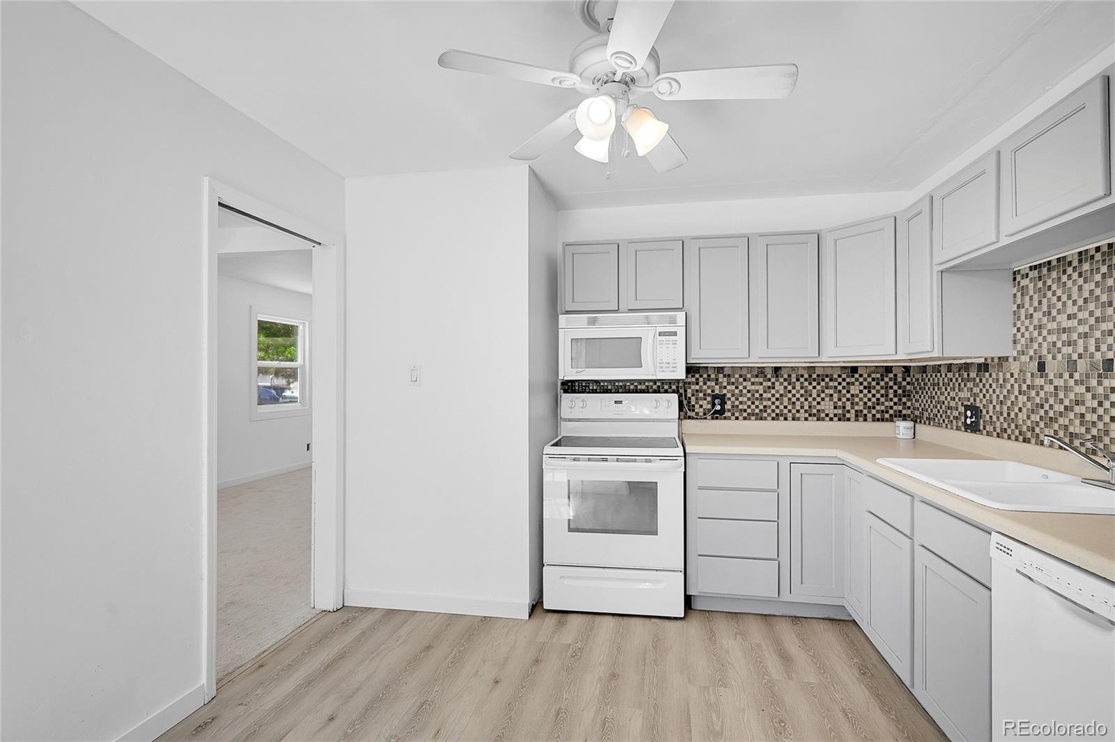 MLS Image #8 for 1760  rowena street,thornton, Colorado
