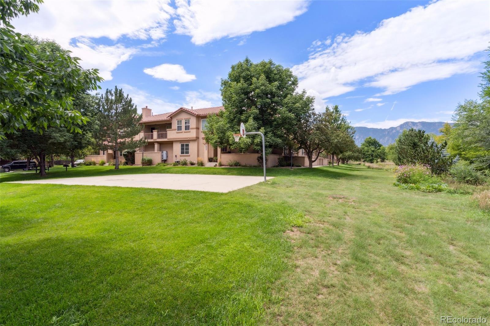 MLS Image #22 for 1534  courtyard heights,colorado springs, Colorado