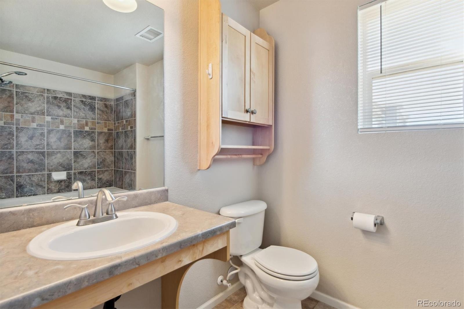 MLS Image #9 for 18954 e 57th place,denver, Colorado