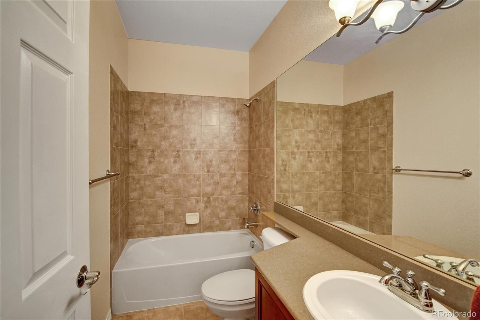 MLS Image #17 for 6678 s shawnee court,aurora, Colorado