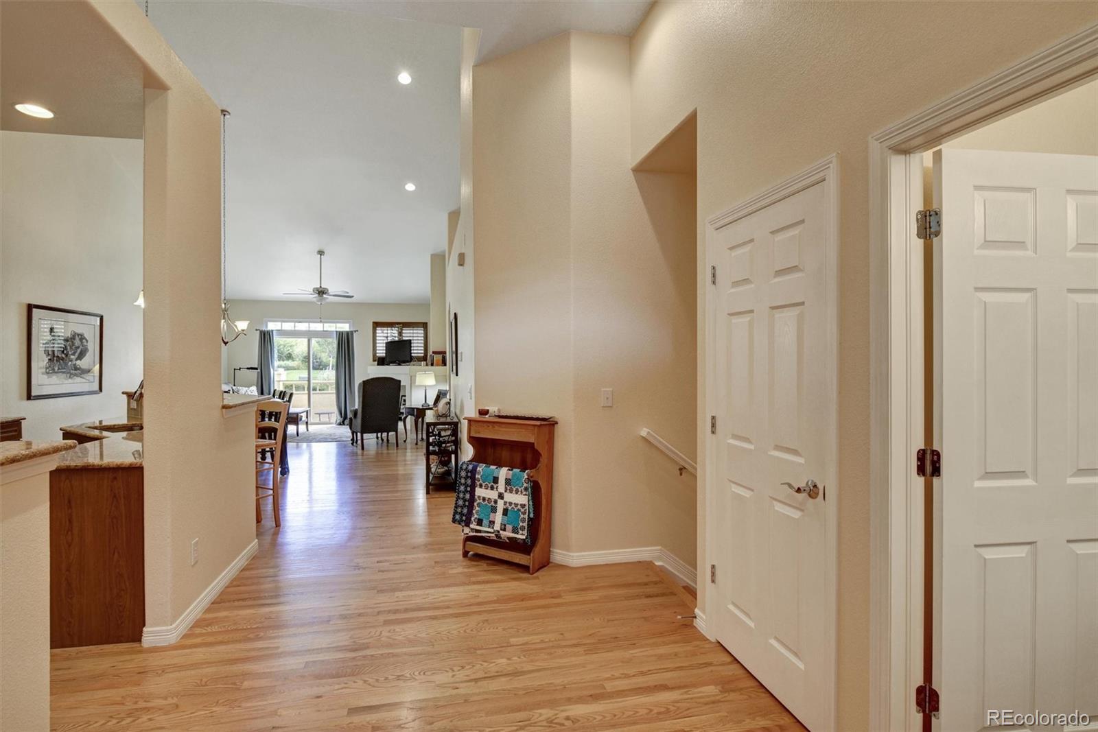 MLS Image #2 for 6678 s shawnee court,aurora, Colorado