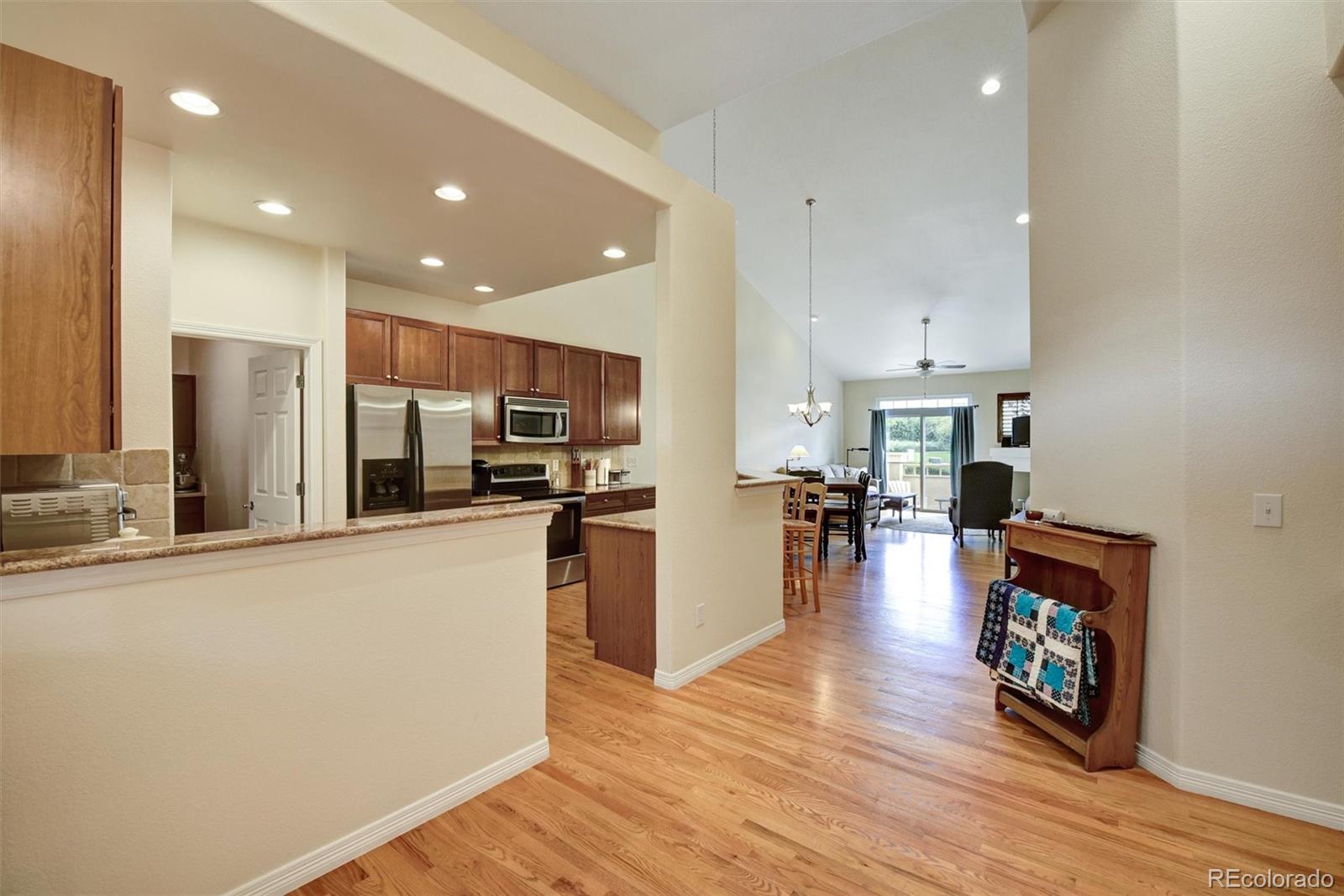 MLS Image #3 for 6678 s shawnee court,aurora, Colorado