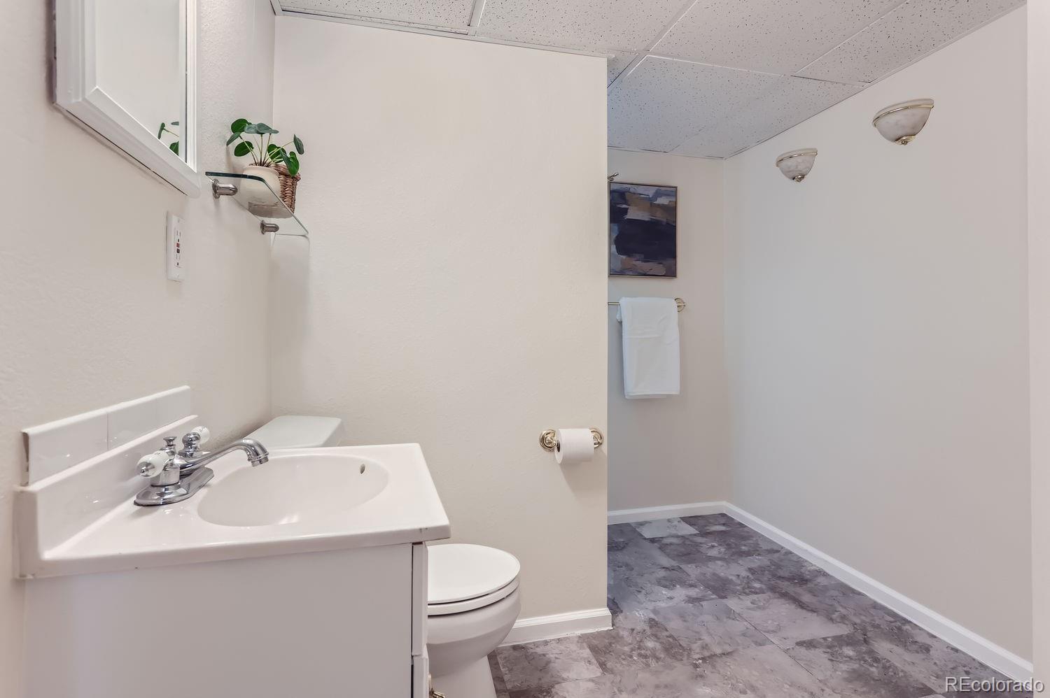 MLS Image #17 for 6433 e bethany place,denver, Colorado