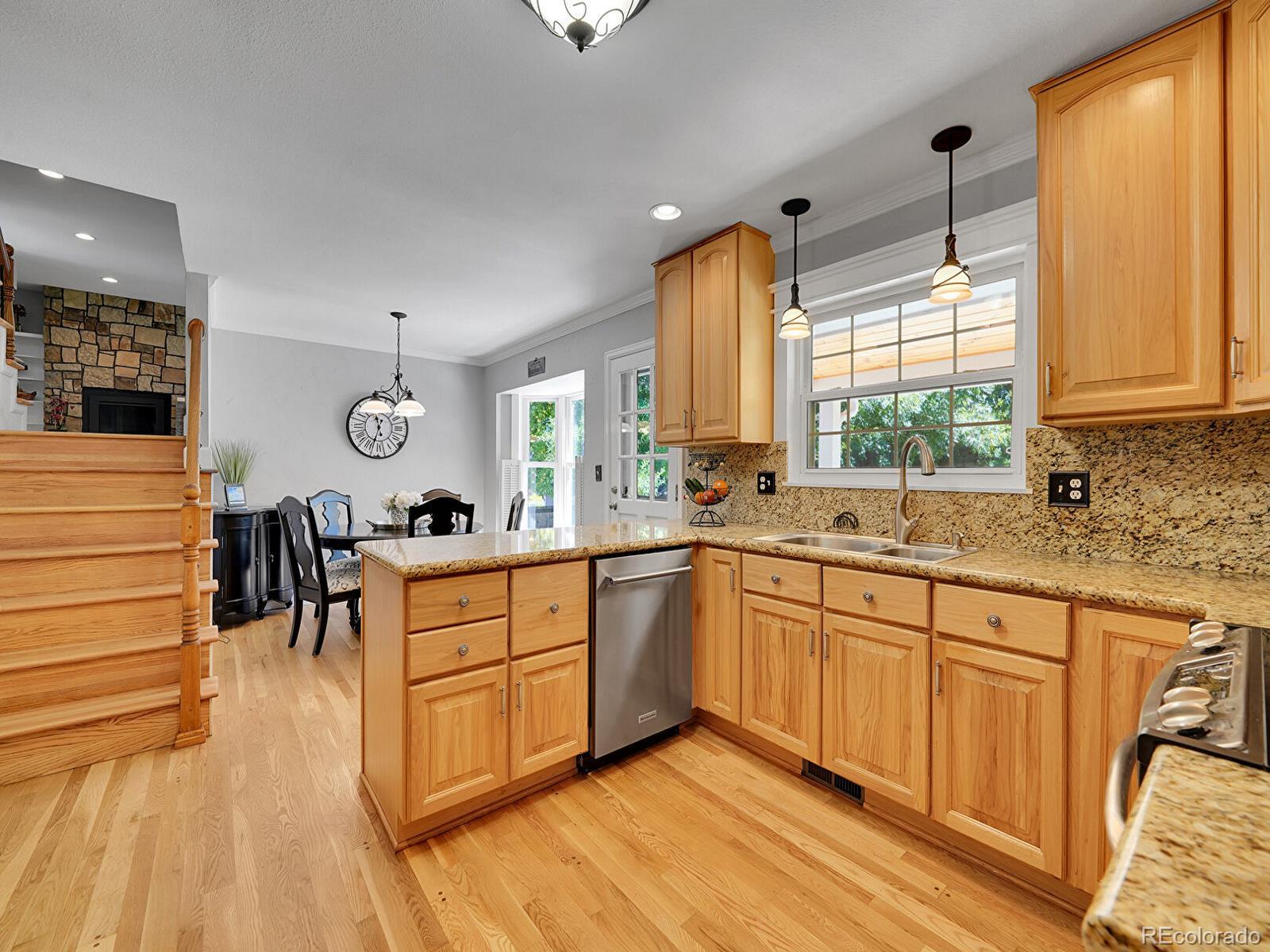 MLS Image #10 for 5566 e hinsdale circle,centennial, Colorado