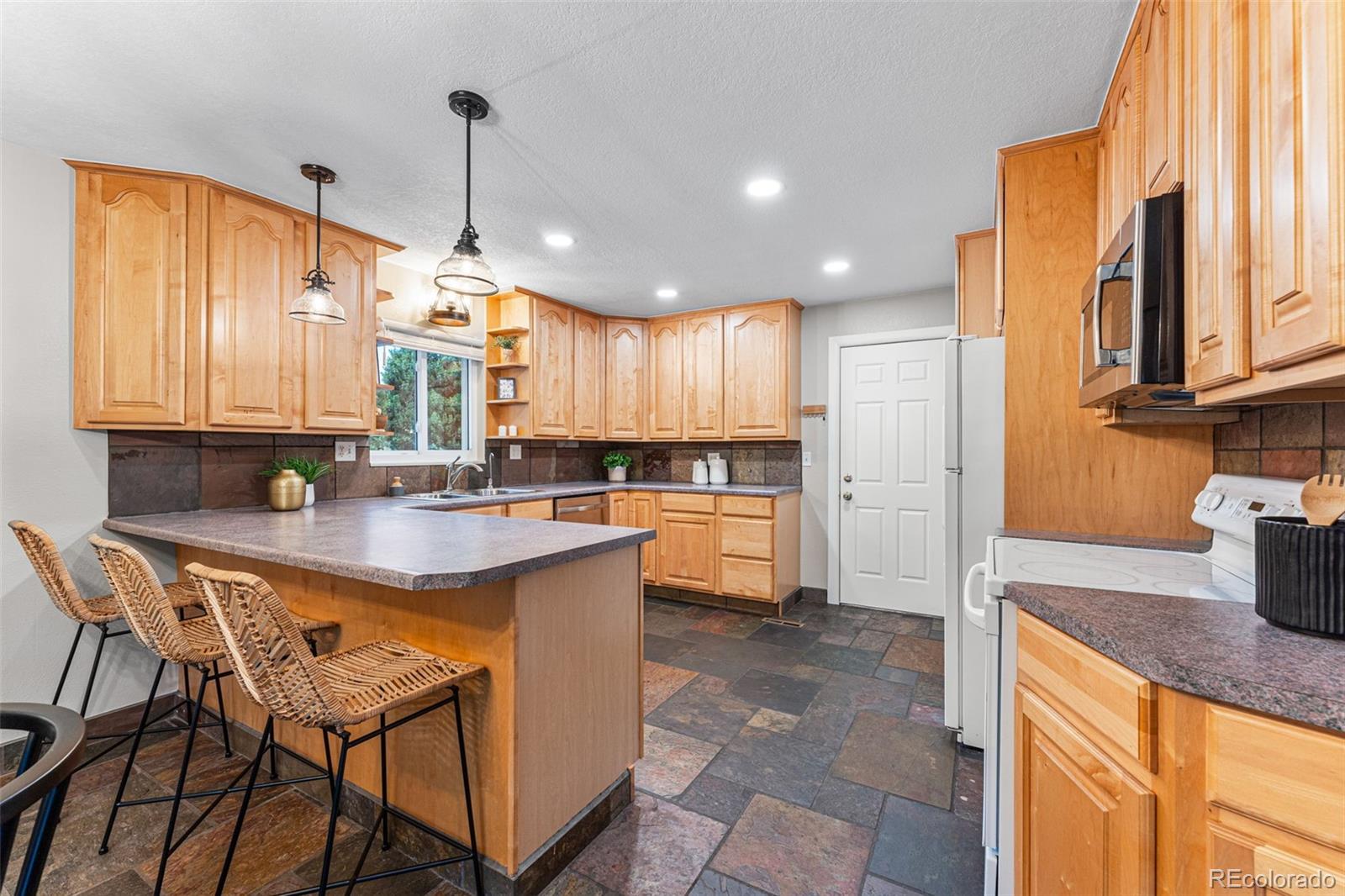 MLS Image #14 for 8300 w 72nd place,arvada, Colorado