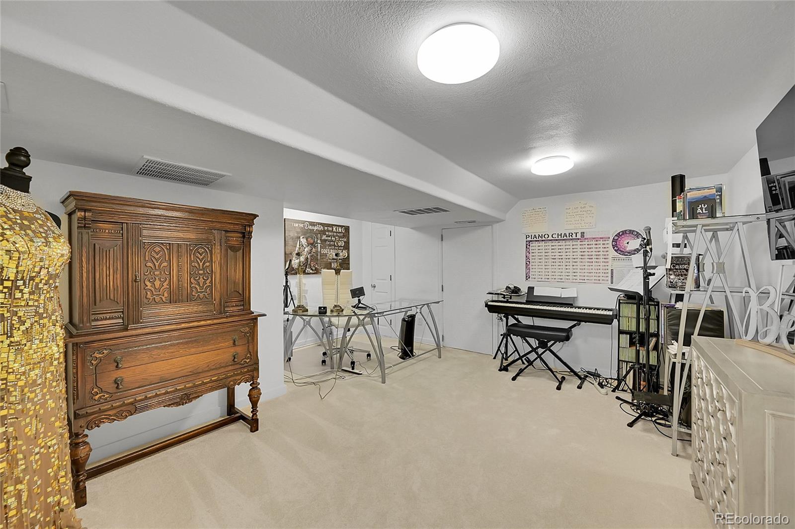 MLS Image #22 for 3000 n milwaukee street,denver, Colorado