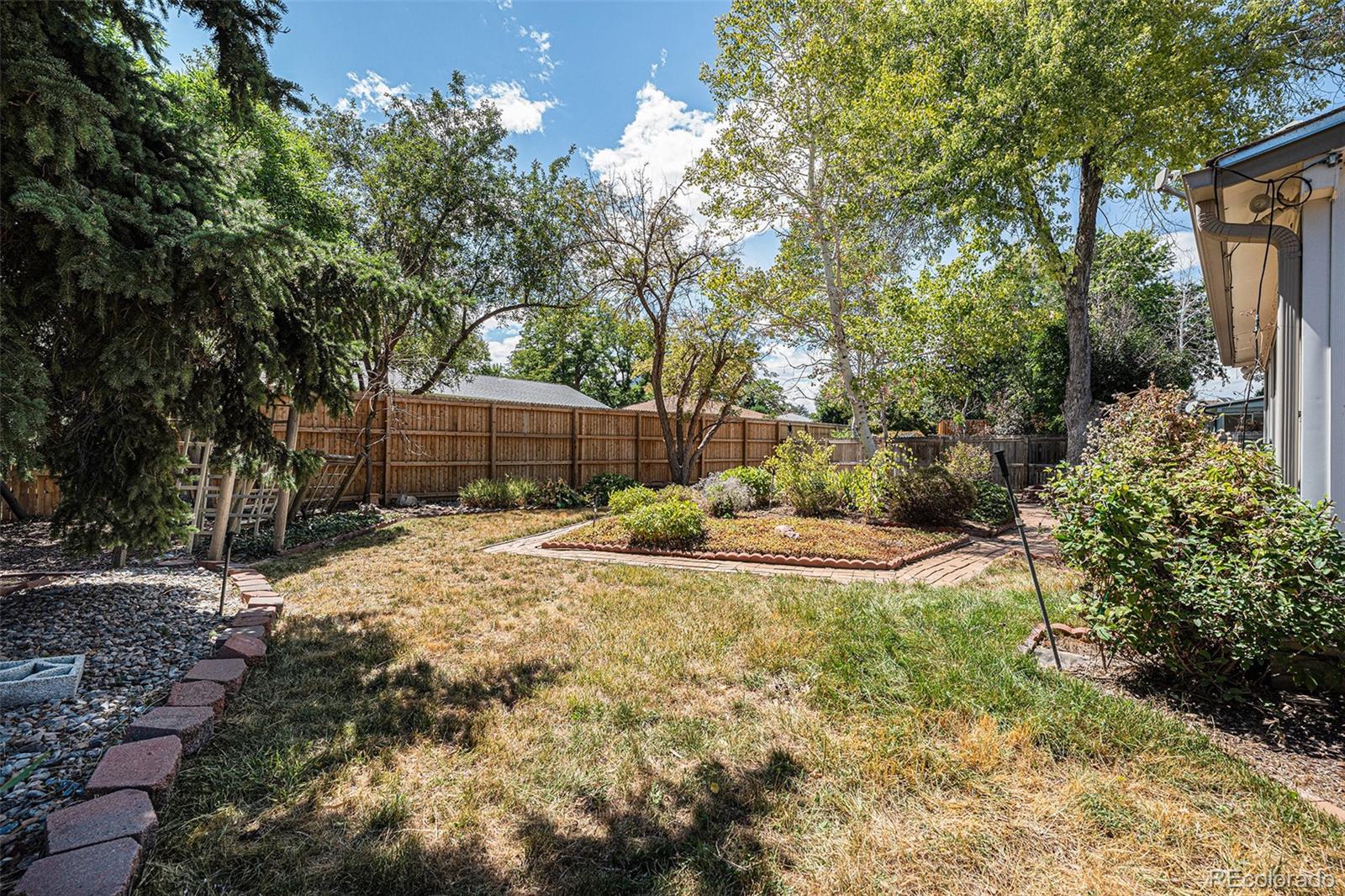 MLS Image #33 for 6622 e cornell avenue,denver, Colorado