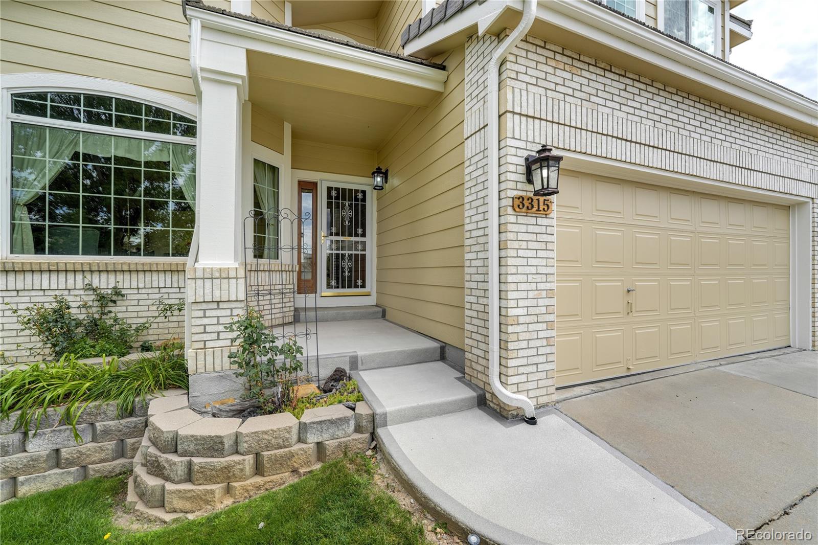 MLS Image #2 for 3315  white oak lane,highlands ranch, Colorado