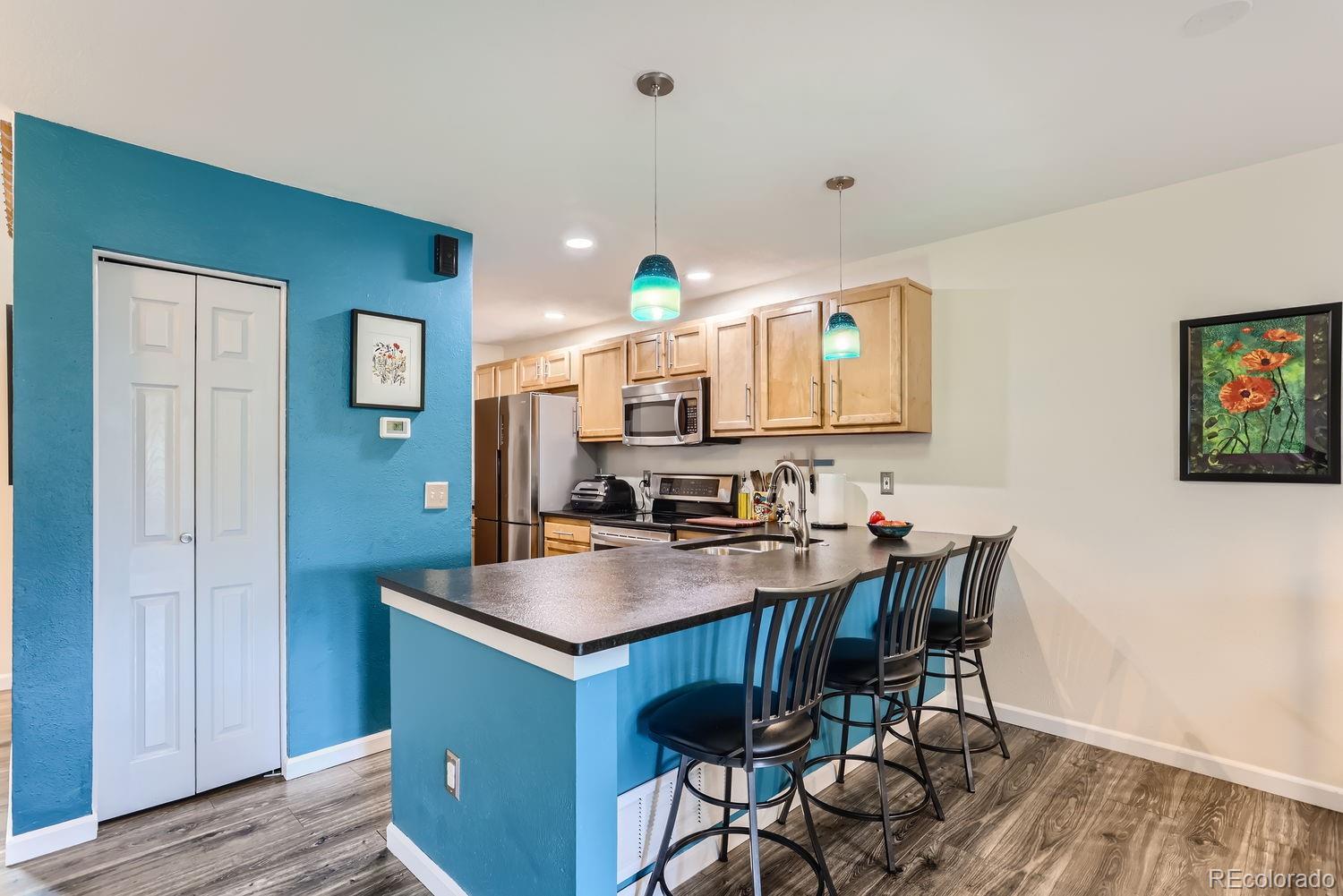 MLS Image #2 for 6869 s dover way,littleton, Colorado