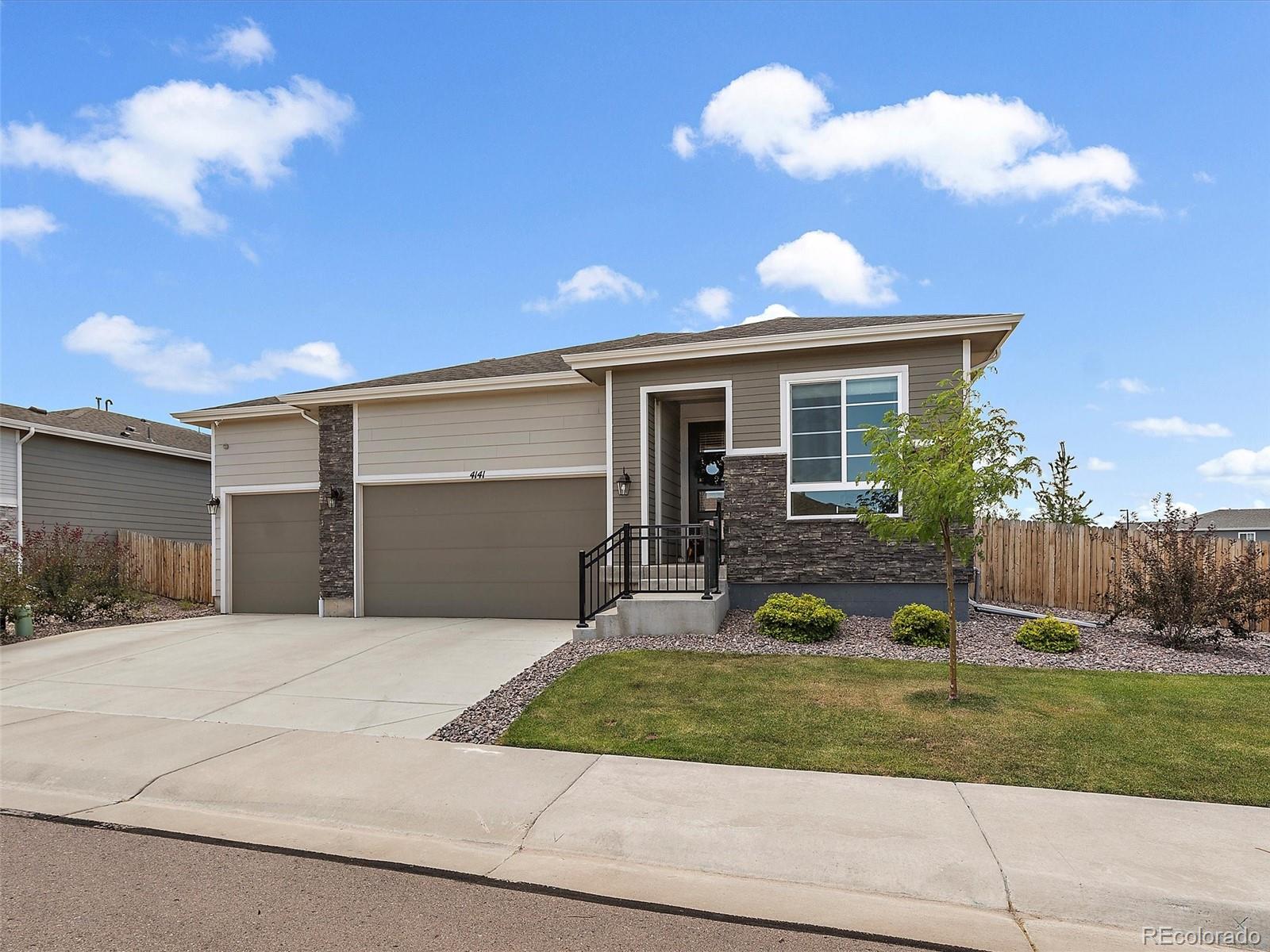 MLS Image #2 for 4141  castle vista lane,castle rock, Colorado