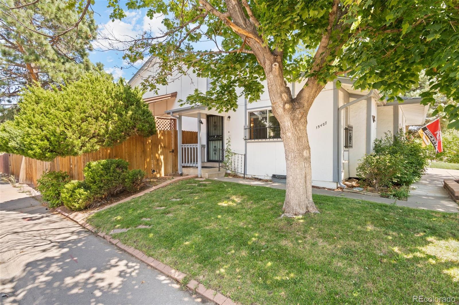 MLS Image #1 for 15407 e oberlin place,aurora, Colorado