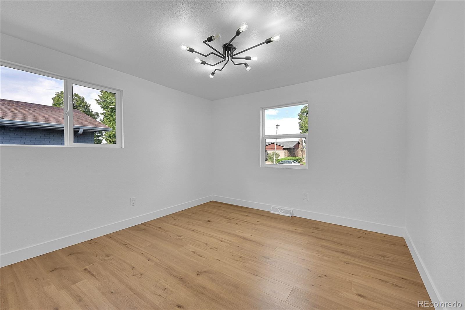 MLS Image #17 for 665  buckley way,aurora, Colorado