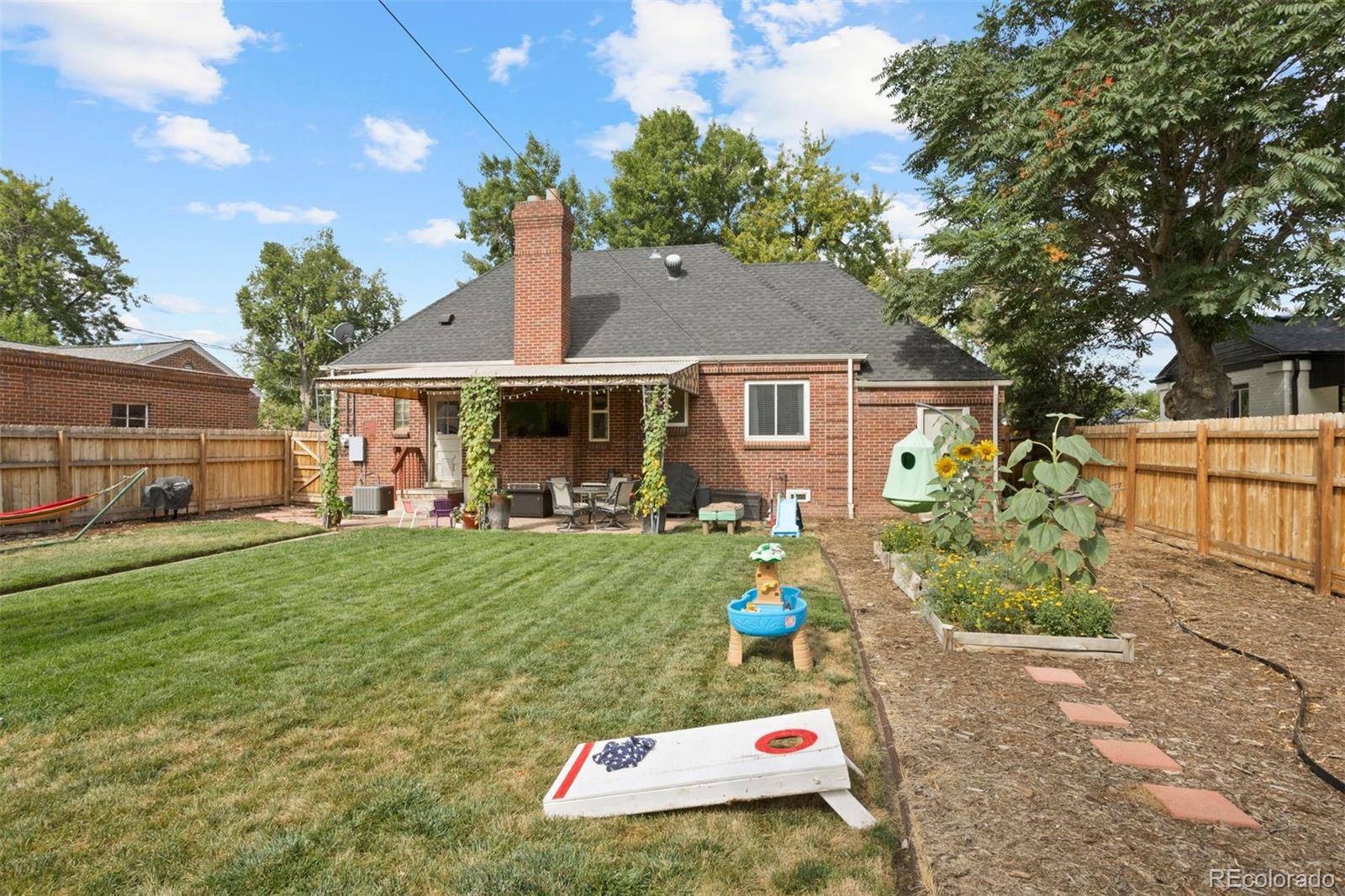 MLS Image #12 for 2640 n kearney street,denver, Colorado