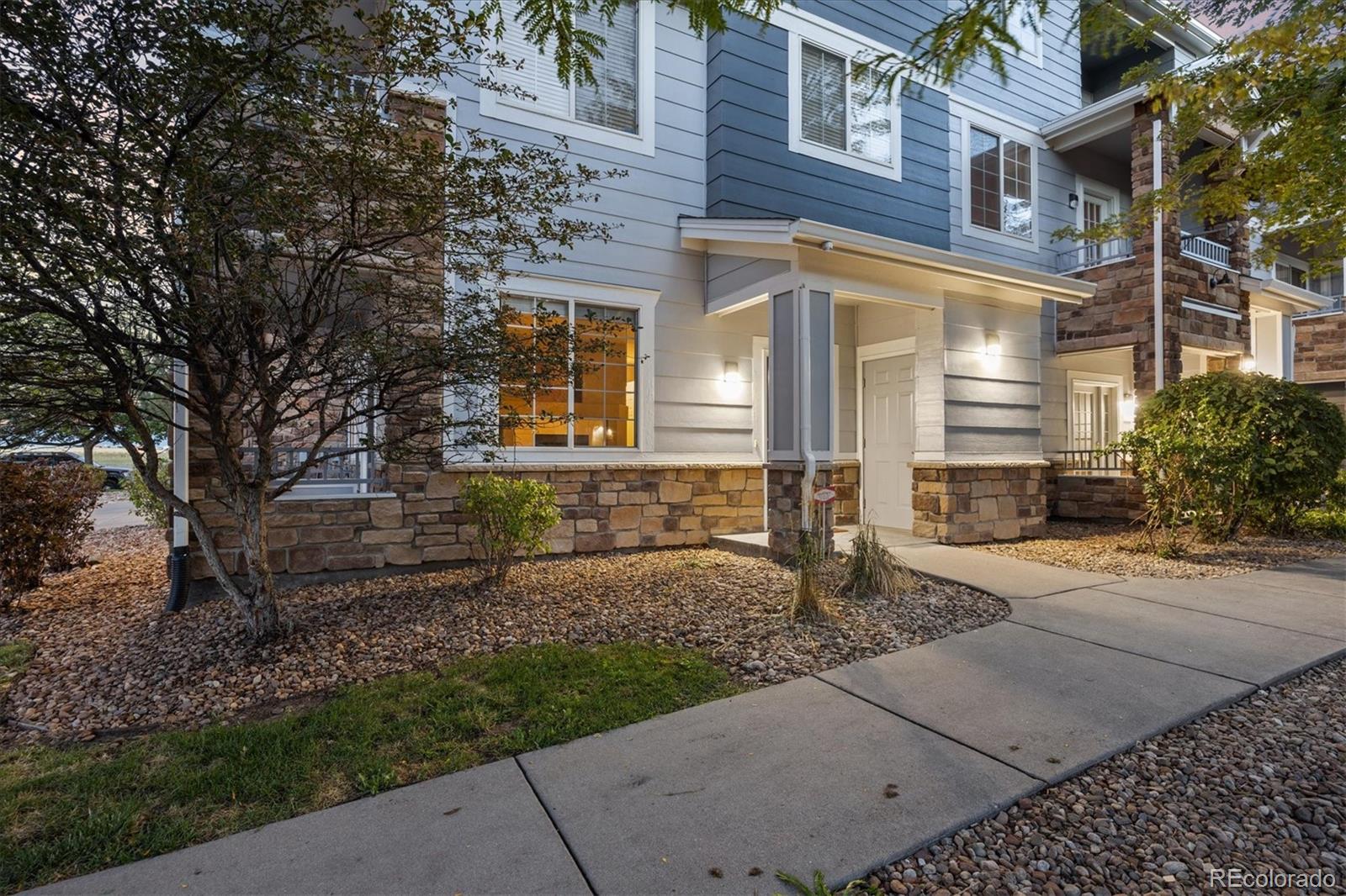 MLS Image #11 for 5255  memphis street,denver, Colorado