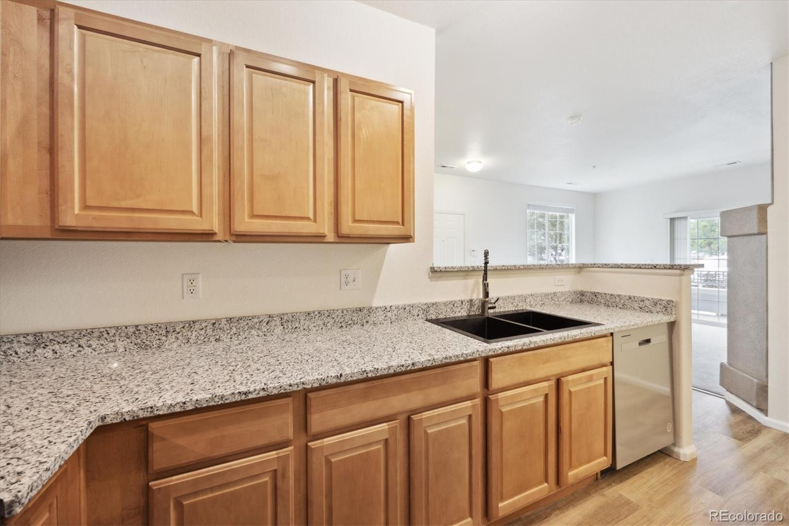 MLS Image #20 for 5255  memphis street,denver, Colorado