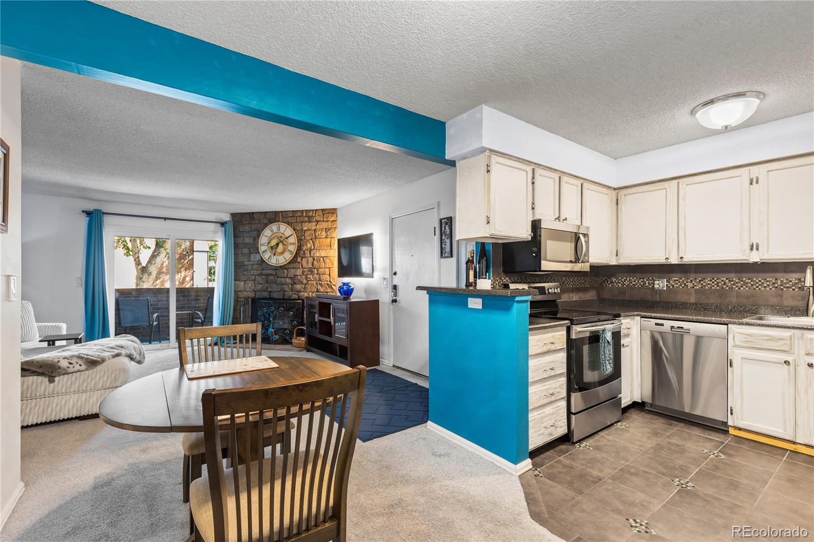 MLS Image #13 for 11915 e harvard avenue,aurora, Colorado