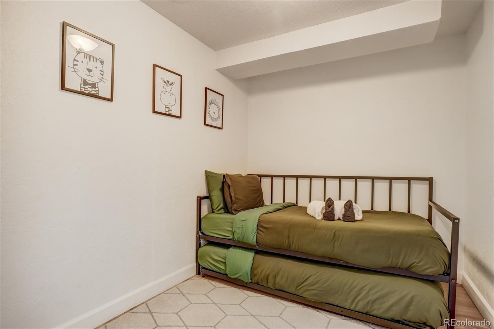 MLS Image #20 for 533  crestridge avenue,colorado springs, Colorado