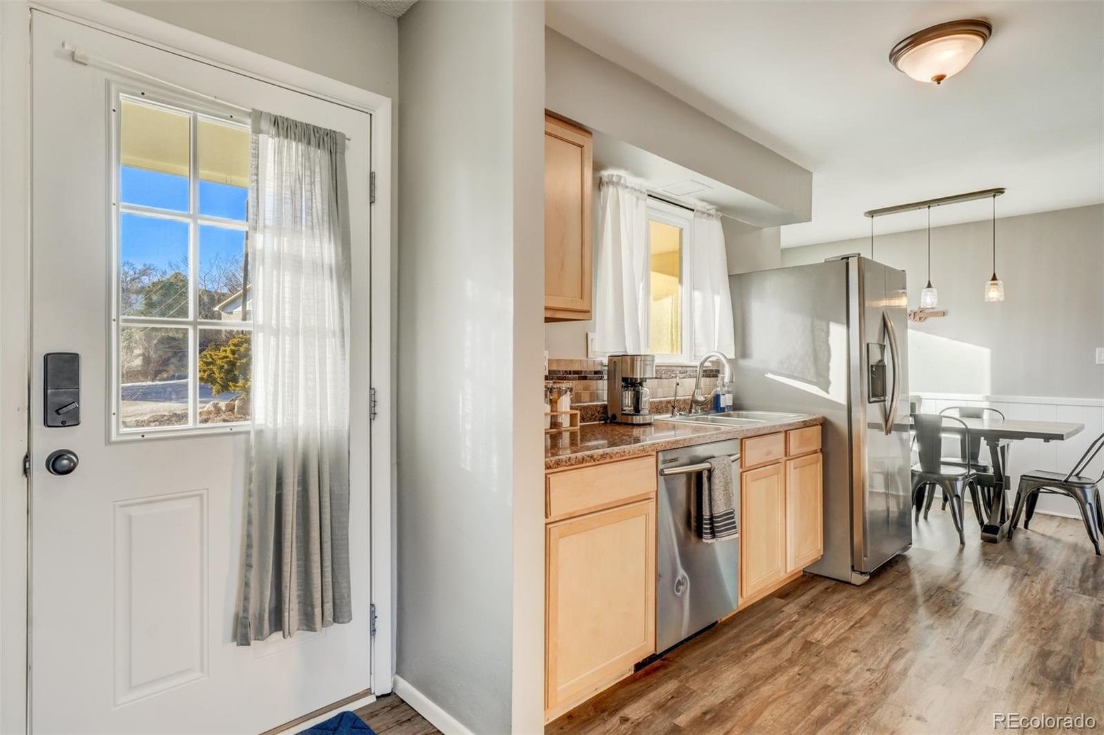 MLS Image #5 for 533  crestridge avenue,colorado springs, Colorado