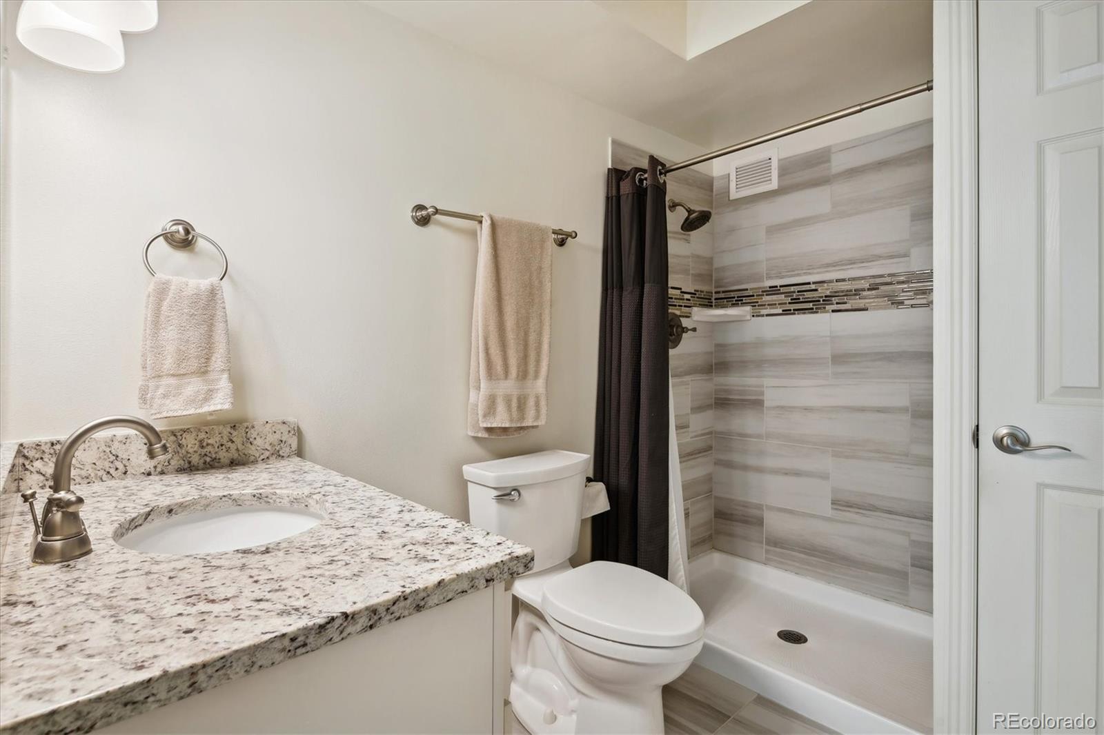 MLS Image #11 for 795 s alton way,denver, Colorado