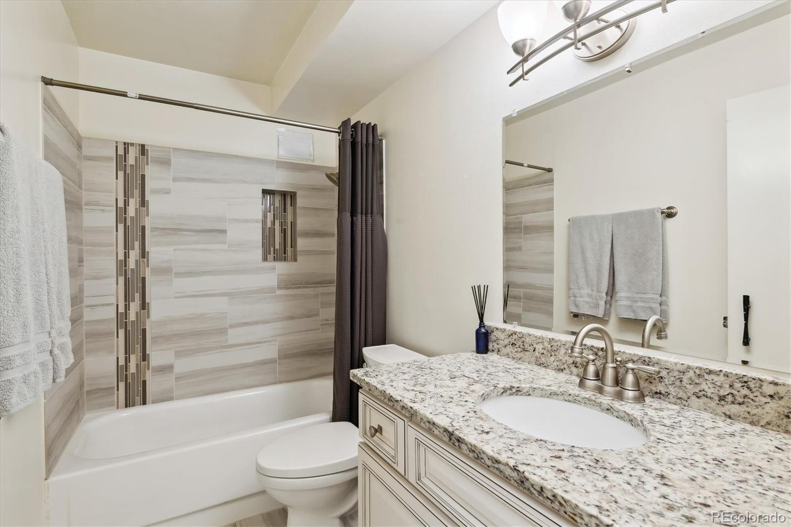 MLS Image #9 for 795 s alton way,denver, Colorado