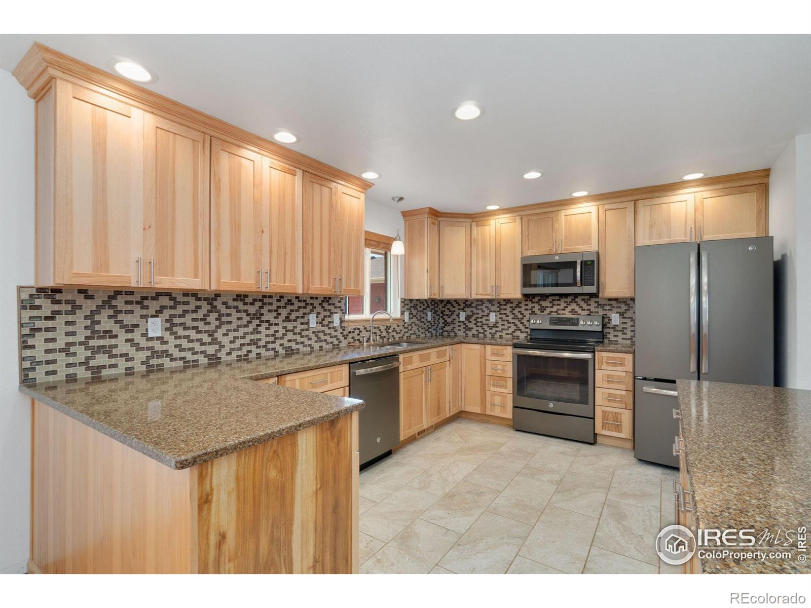 MLS Image #9 for 2811  lakecrest place,loveland, Colorado