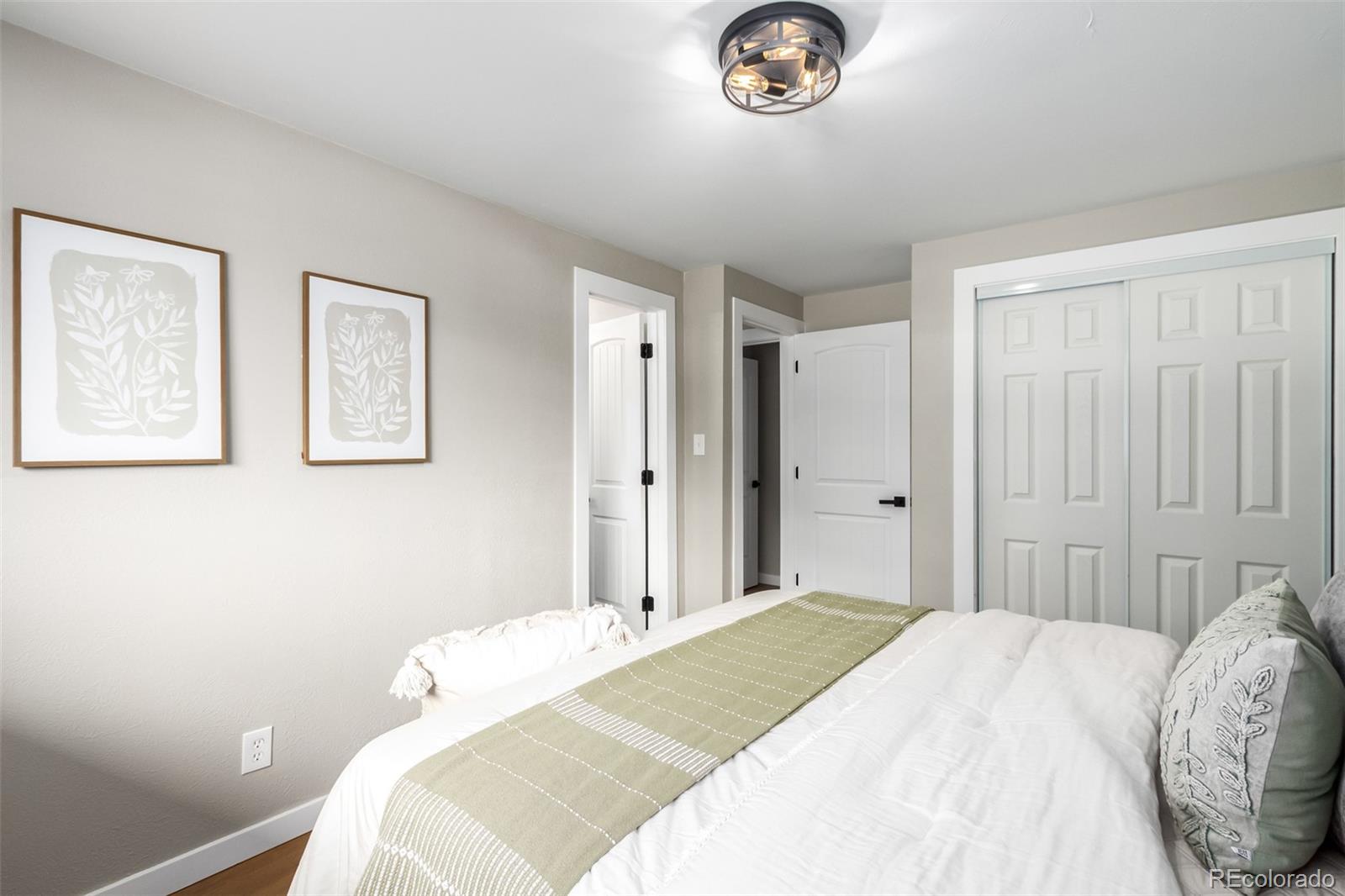 MLS Image #12 for 2884 s ingalls way,denver, Colorado