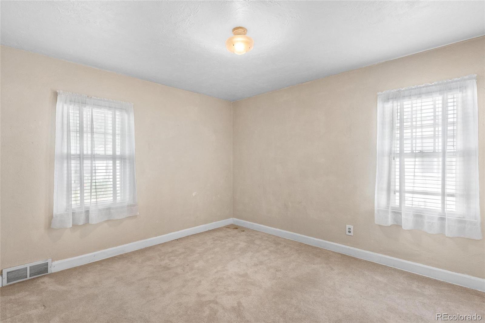 MLS Image #14 for 1729  15th avenue,greeley, Colorado