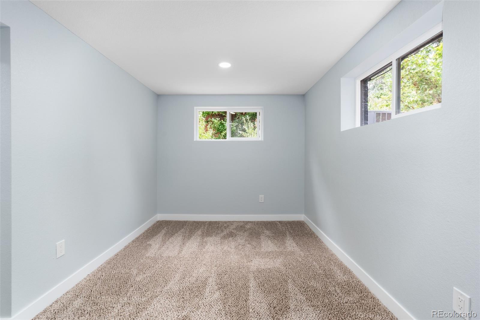 MLS Image #21 for 3678 s narcissus way,denver, Colorado