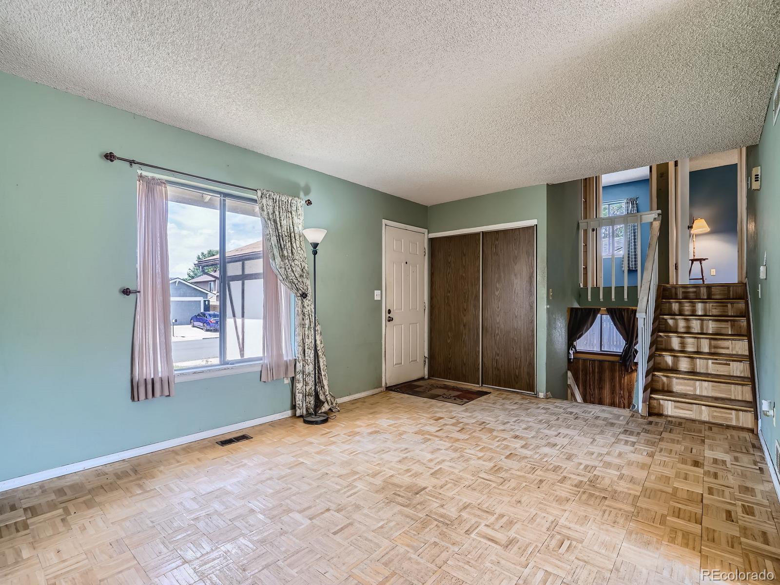 MLS Image #4 for 4142 s ouray way,aurora, Colorado