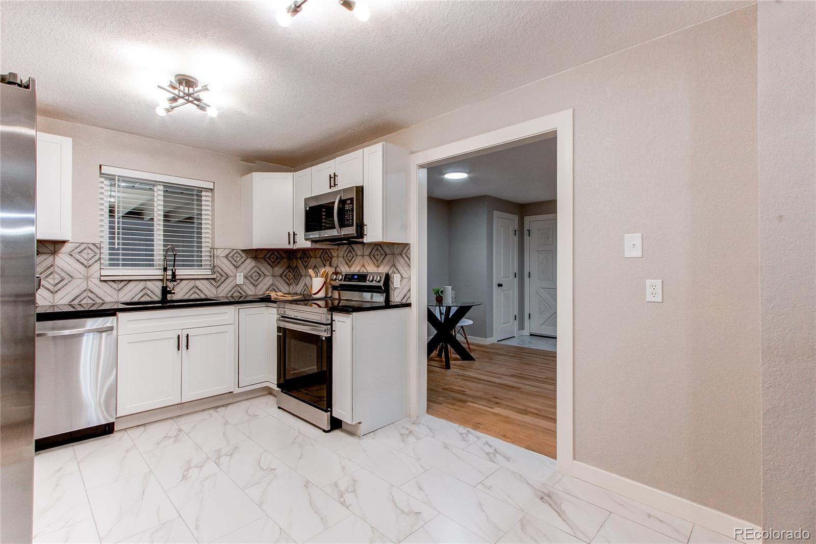 MLS Image #12 for 8550  richard road,denver, Colorado