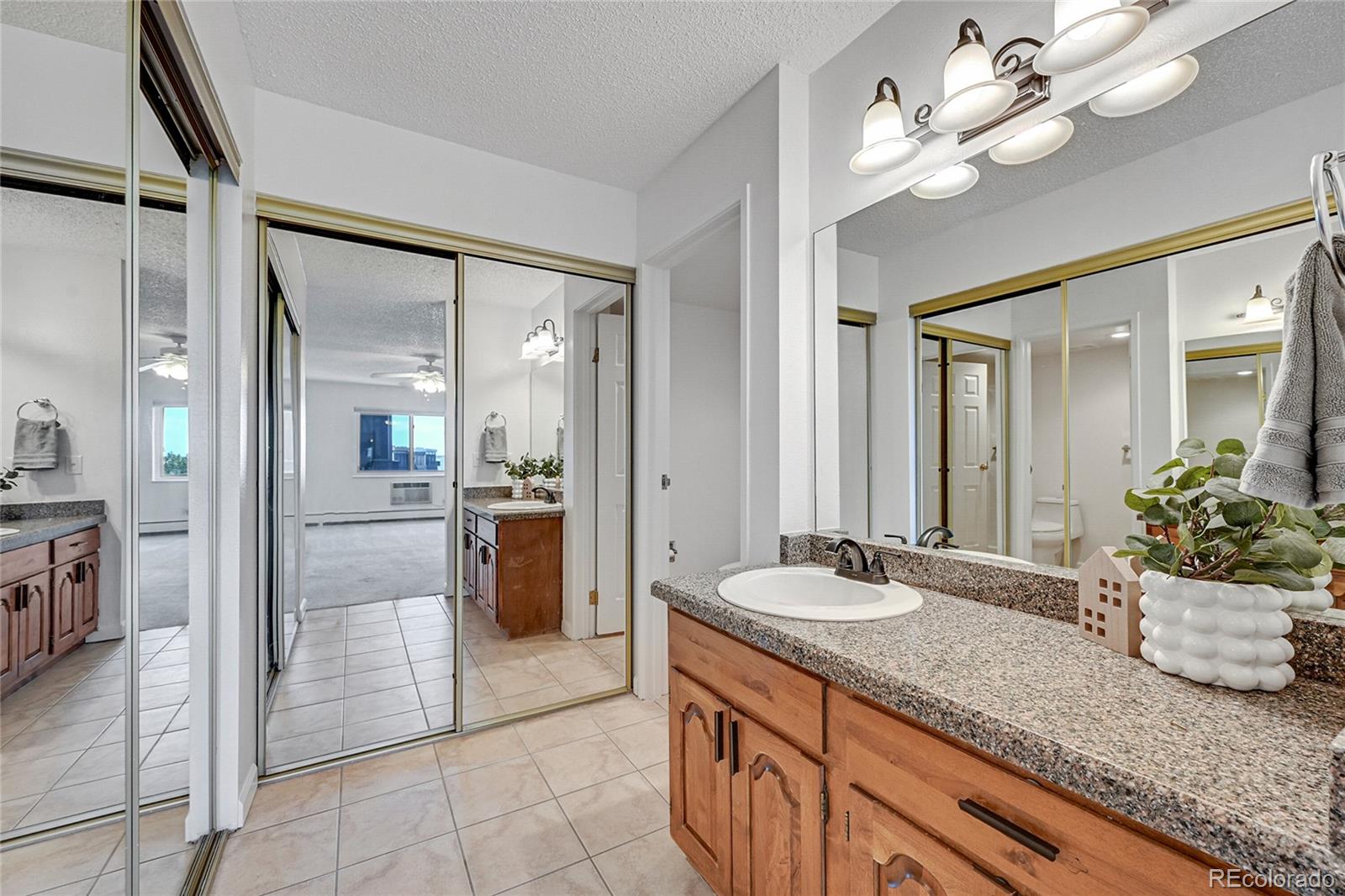 MLS Image #14 for 13991 e marina drive 609,aurora, Colorado