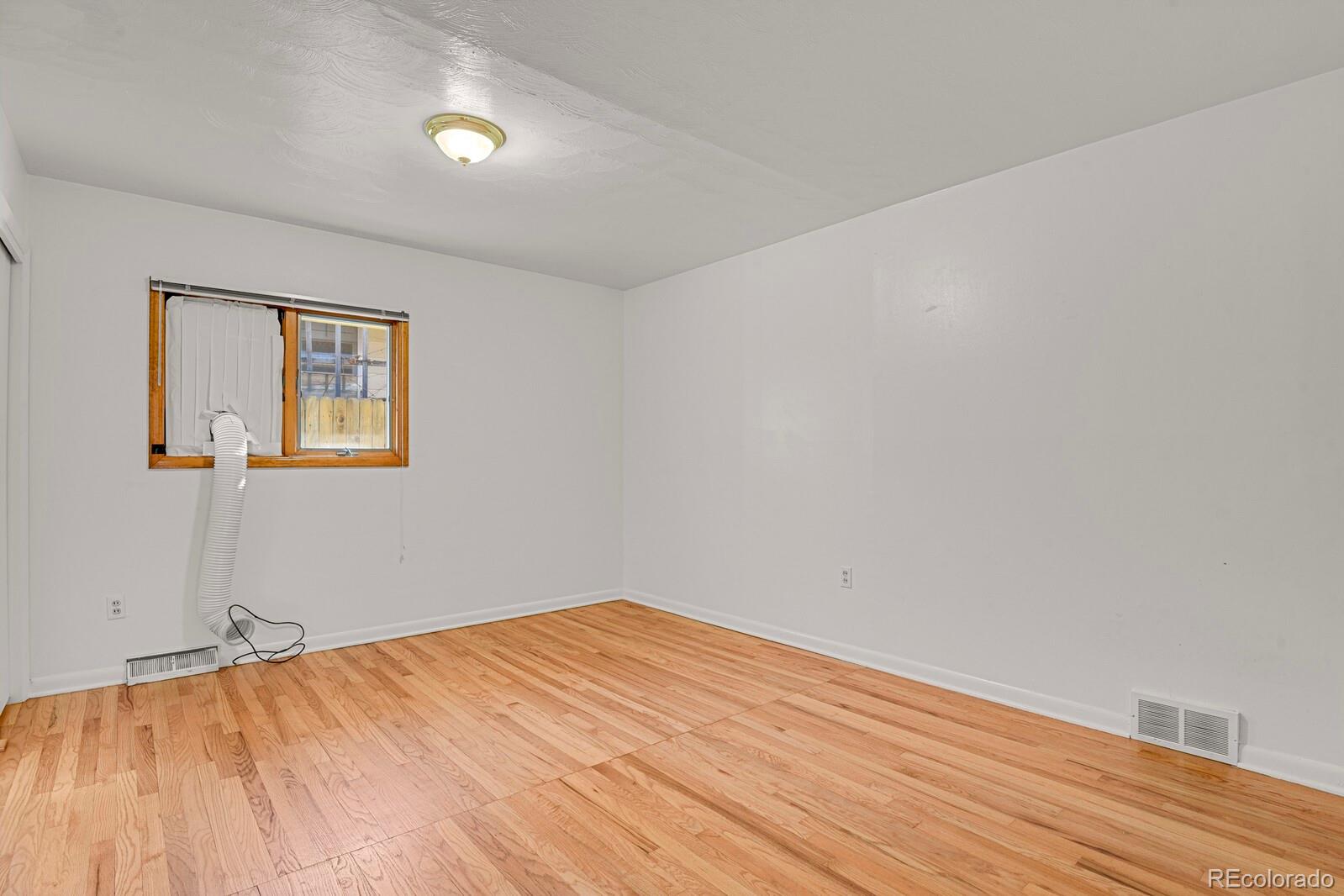 MLS Image #18 for 5648 e greenwood place,denver, Colorado