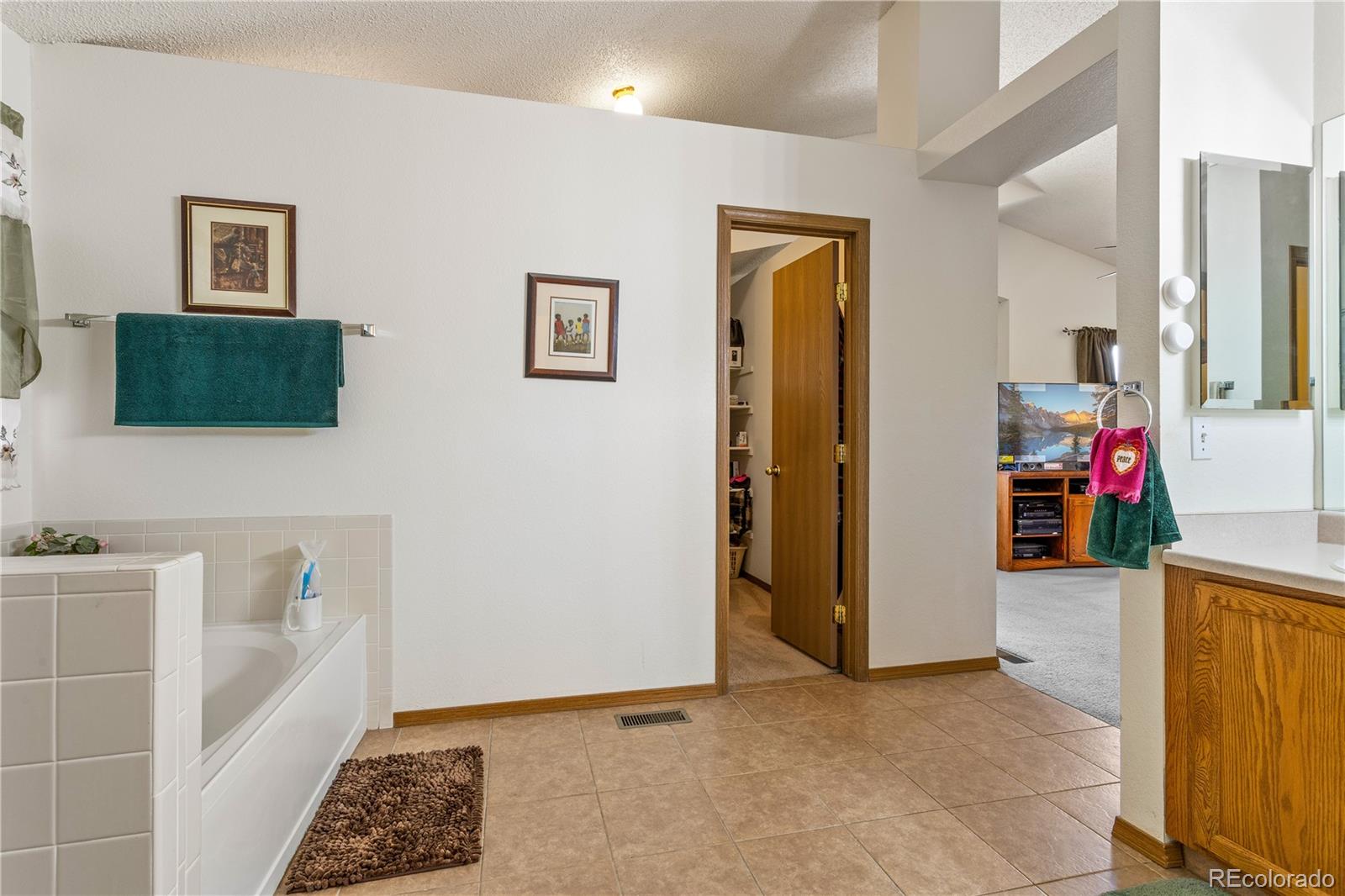 MLS Image #21 for 5041  blackcloud loop,colorado springs, Colorado