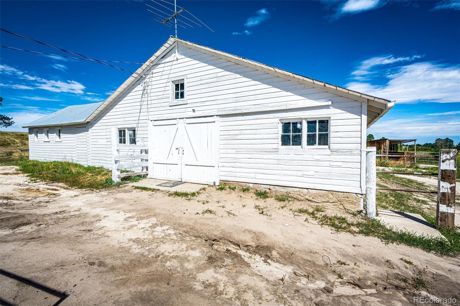 MLS Image #3 for 6905  county road 128 ,elizabeth, Colorado