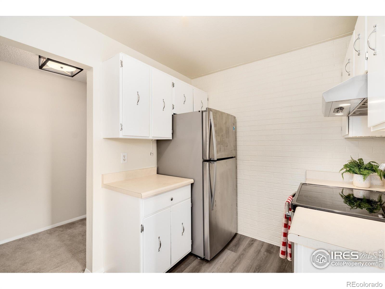 MLS Image #14 for 500  manhattan drive,boulder, Colorado