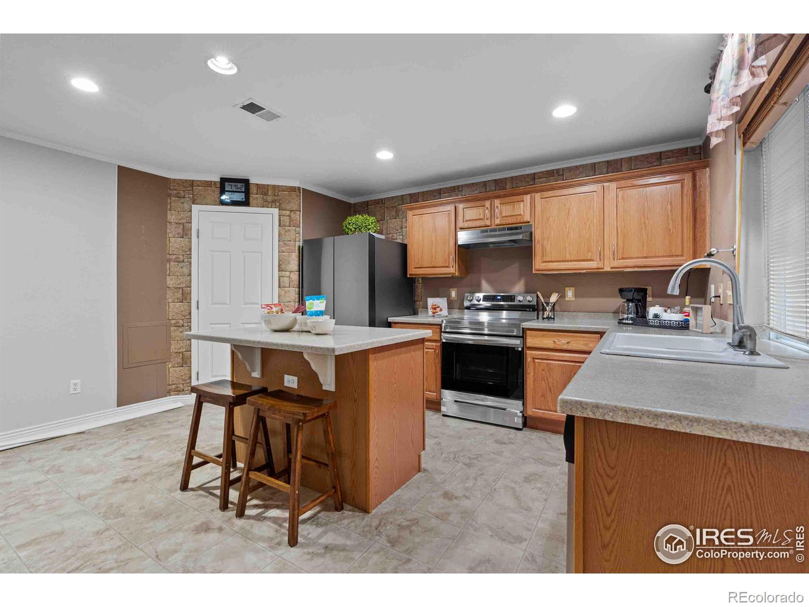 MLS Image #9 for 3912  beechwood lane,johnstown, Colorado