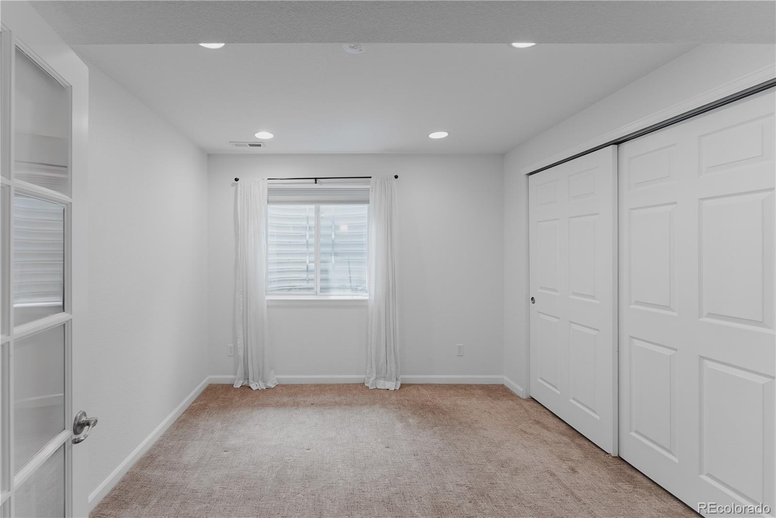 MLS Image #31 for 2889  emporia court,denver, Colorado