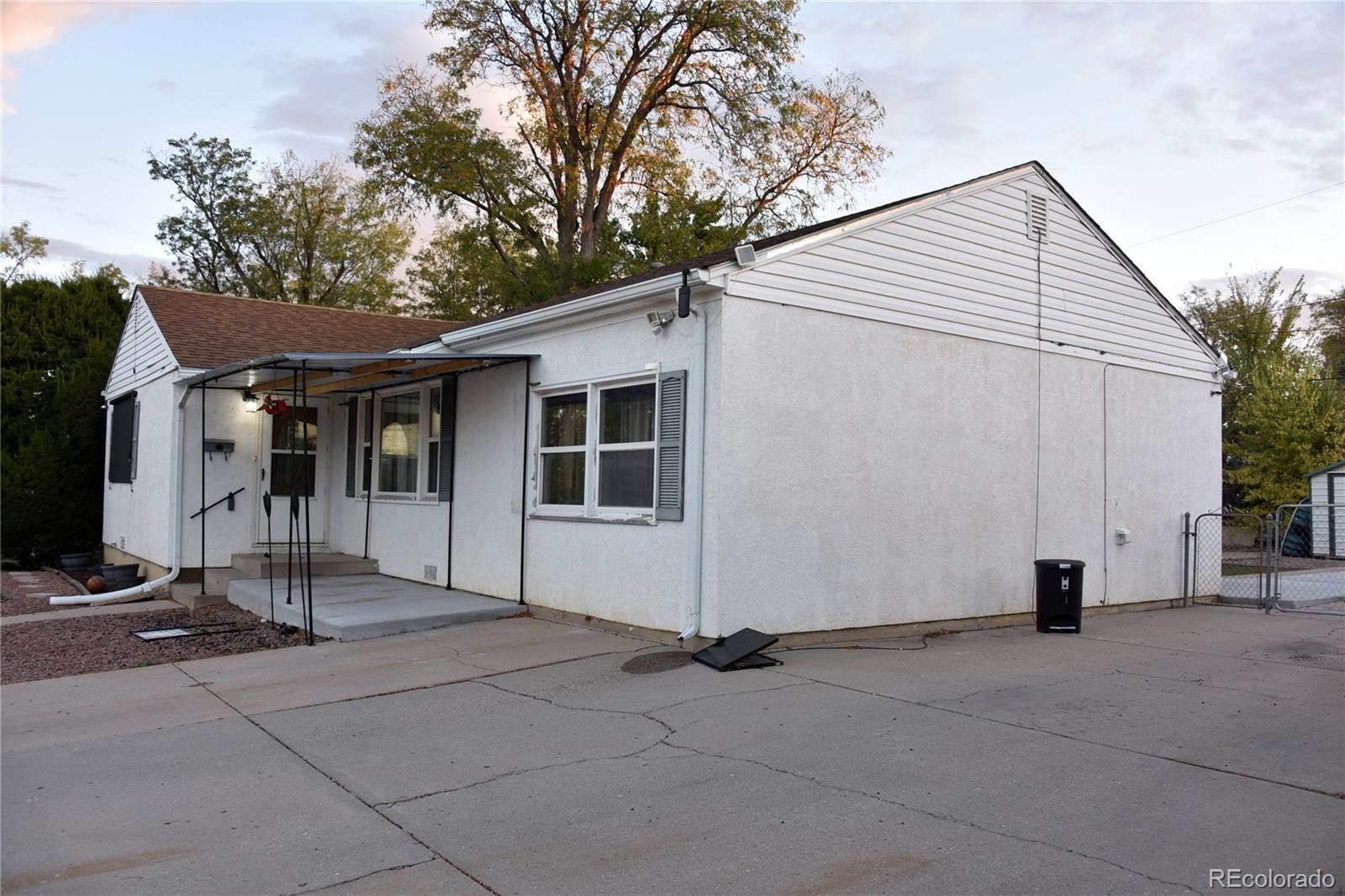 MLS Image #2 for 1534  lexington road,pueblo, Colorado