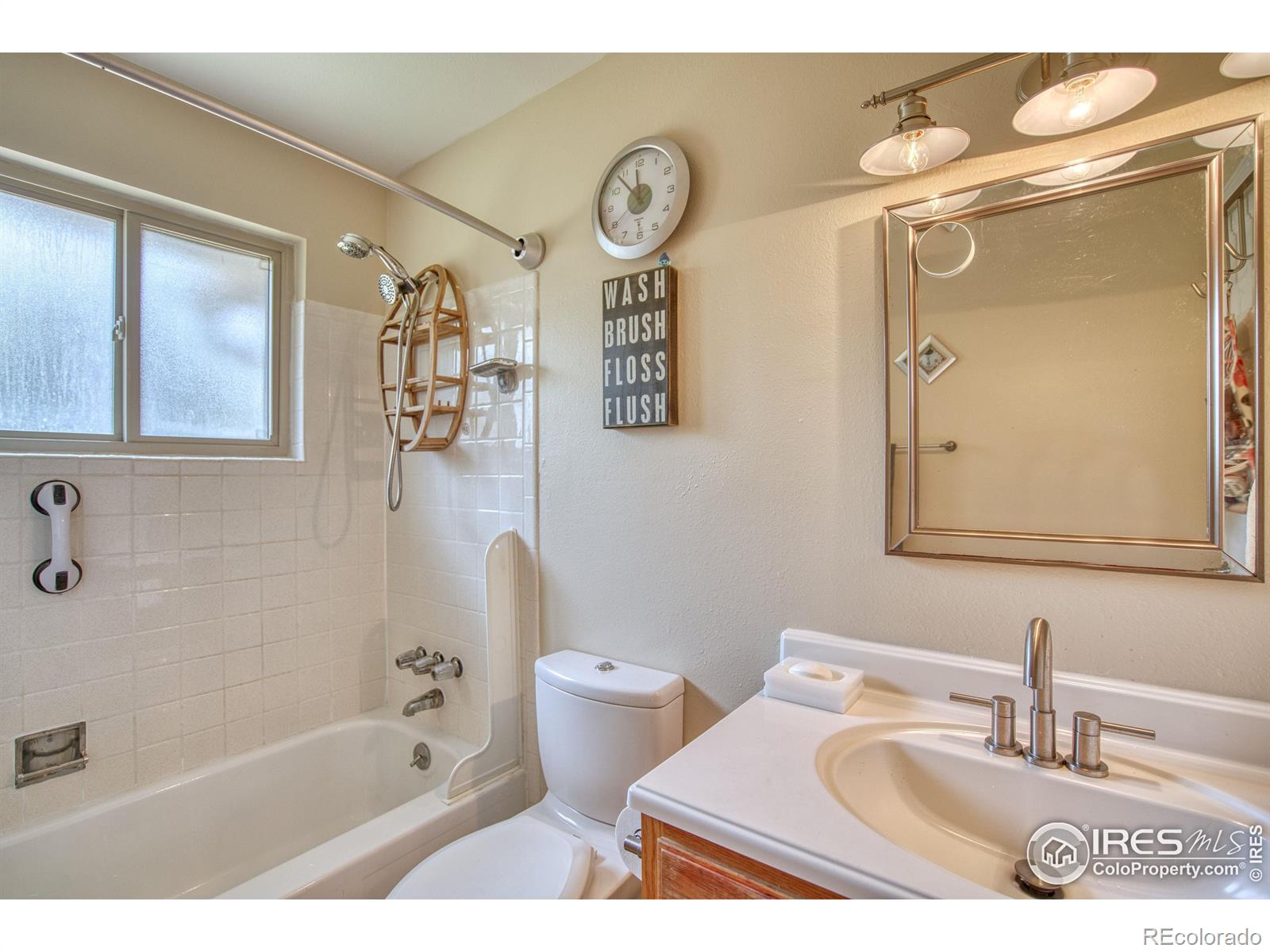 MLS Image #13 for 1620 s pratt parkway,longmont, Colorado