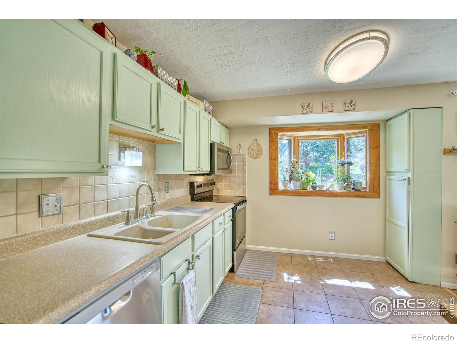 MLS Image #8 for 1620 s pratt parkway,longmont, Colorado