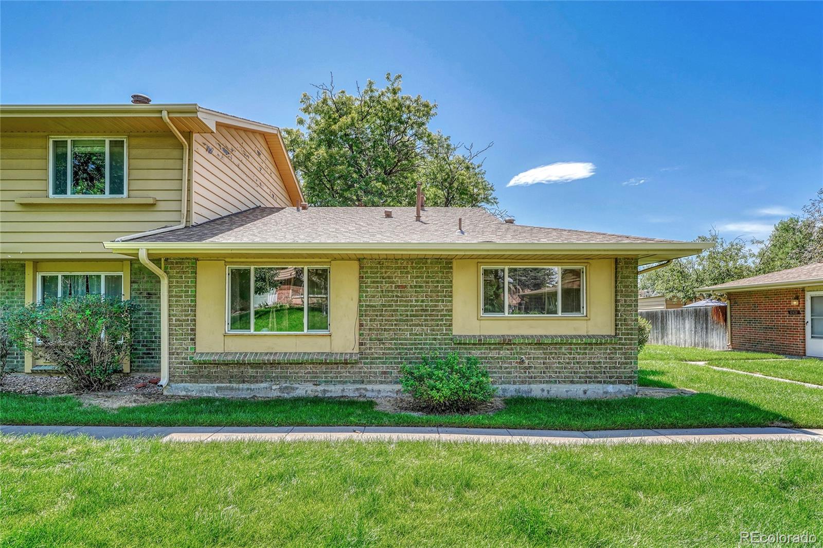 MLS Image #2 for 12435 e louisiana avenue,aurora, Colorado