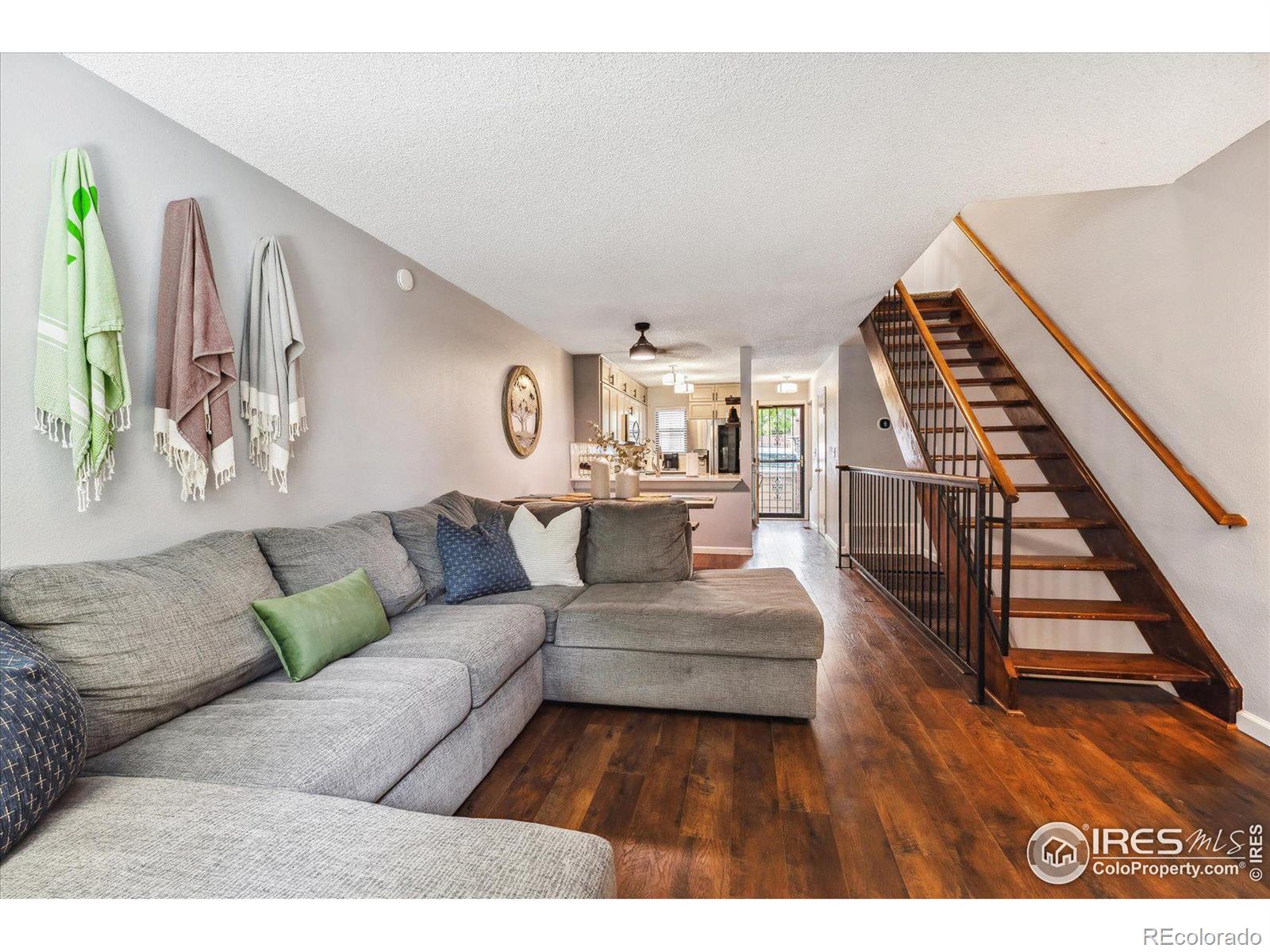 MLS Image #8 for 312  wright street,lakewood, Colorado