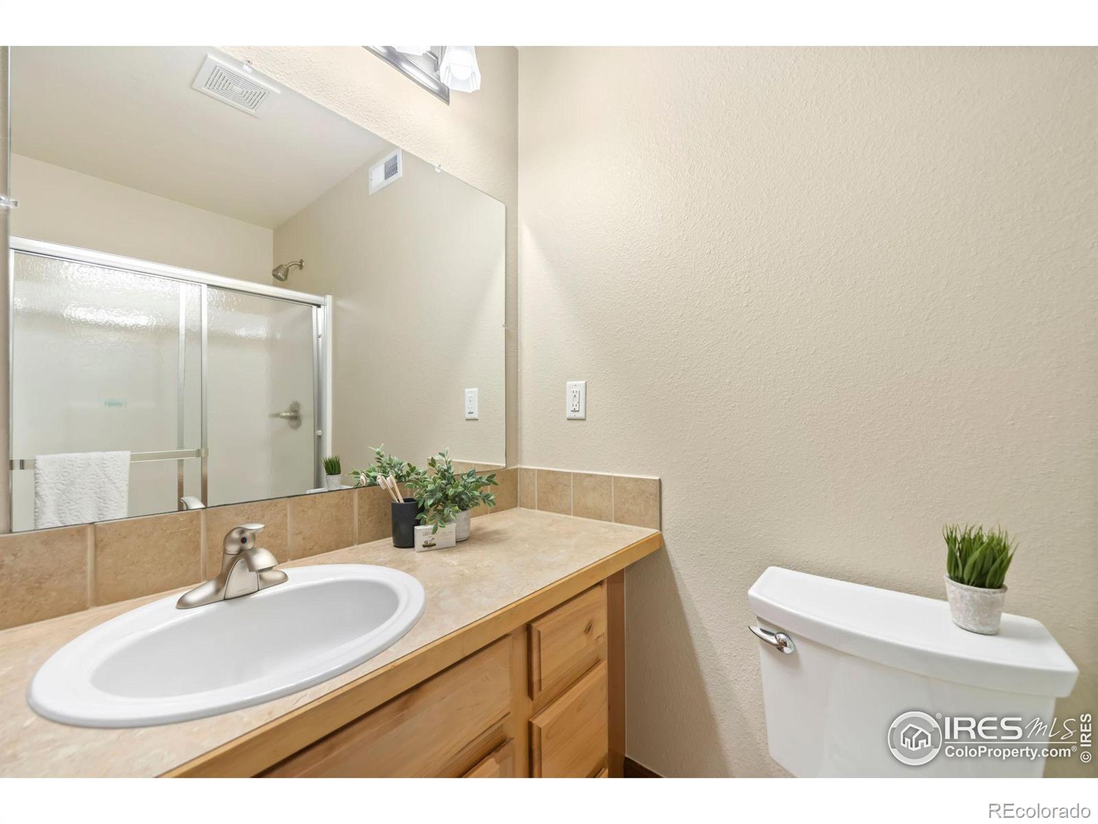 MLS Image #23 for 8209  spinnaker bay drive,windsor, Colorado